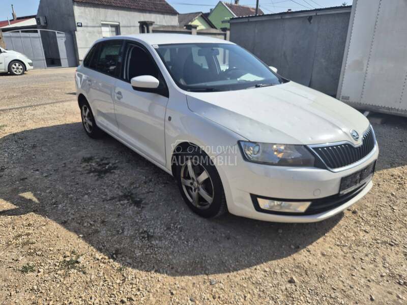 Škoda Rapid 2014. god. -  kompletan auto u delovima