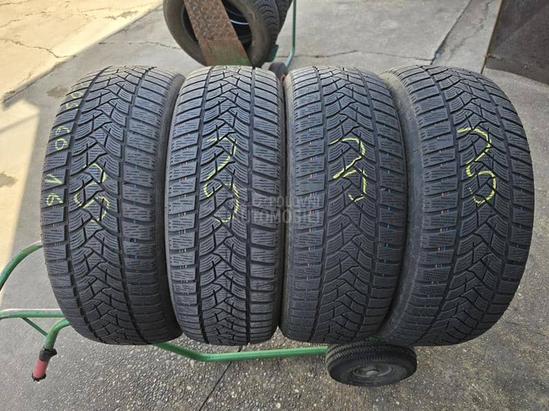 Dunlop 205/60 R16 Zimska