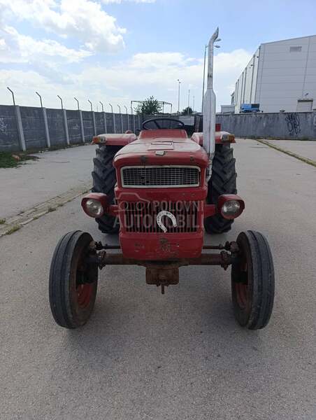 Universal 445