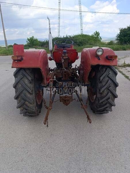 Universal 445