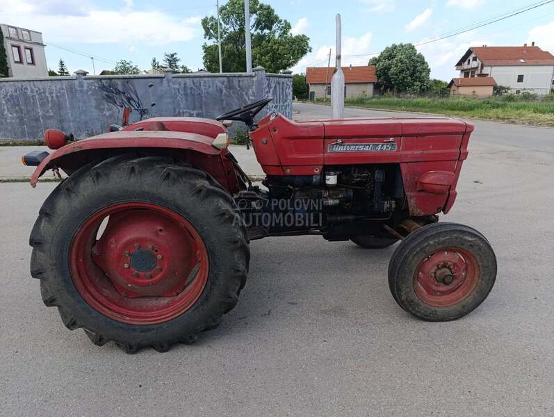 Universal 445