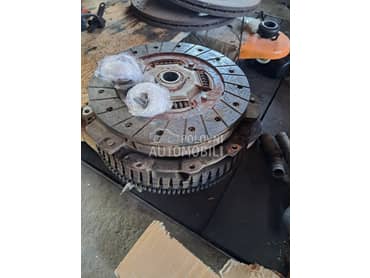 Set kvacila za Renault Clio od 2001. do 2007. god.