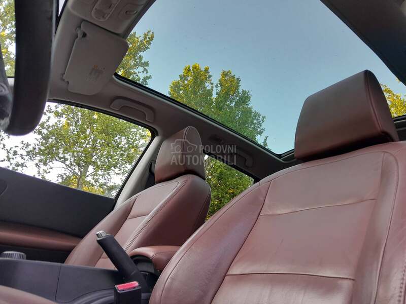 Nissan Qashqai 2.0 4x4/PANO/7.SED