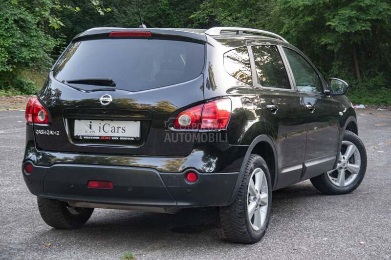 Nissan Qashqai 2.0 4x4/PANO/7.SED