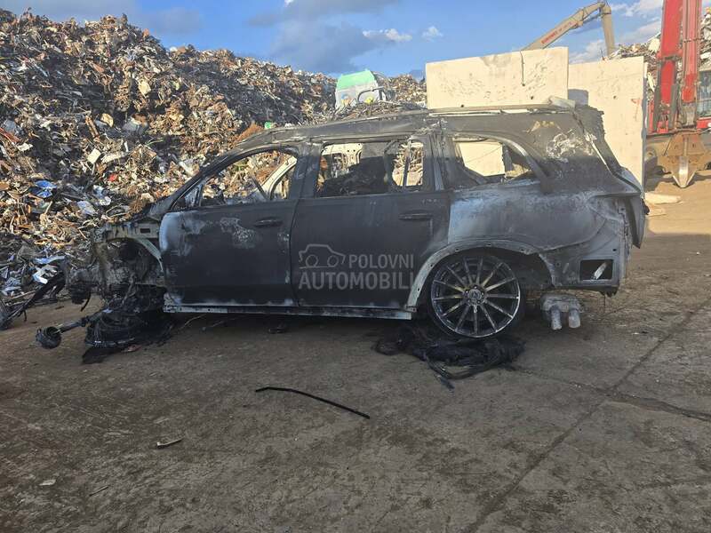 Mercedes Benz GLS 400 