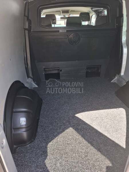 Volkswagen Transporter T5 2.0 TDI 5 mesta
