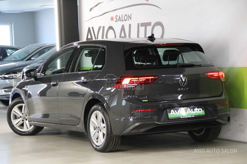 Volkswagen Golf 8 RATA OD208/CNG 2022