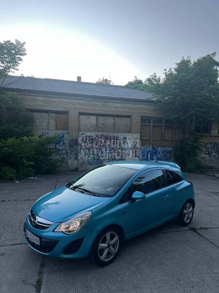 Opel Corsa D 1.4 Sport