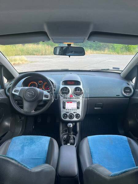 Opel Corsa D 1.4 Sport