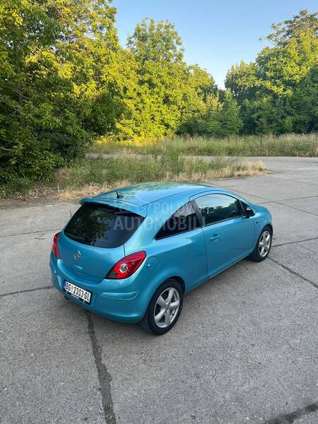 Opel Corsa D 1.4 Sport