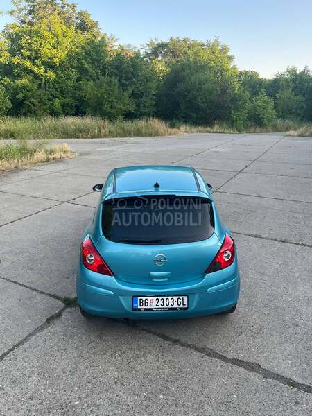 Opel Corsa D 1.4 Sport
