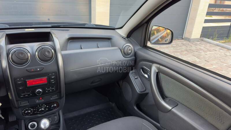 Dacia Duster 1.6.   Rata 146e