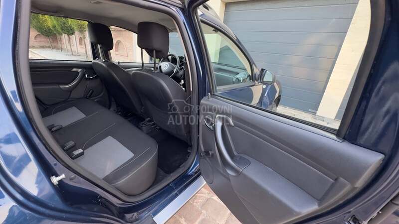 Dacia Duster 1.6.   Rata 146e