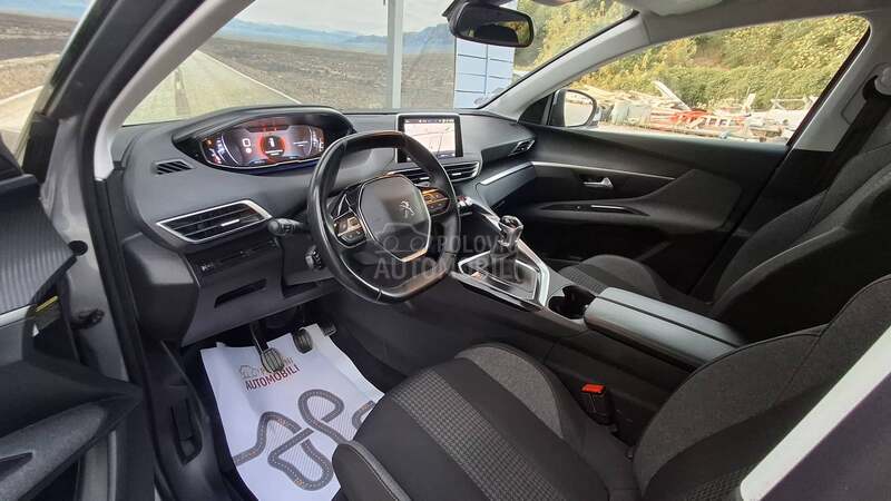 Peugeot 3008 1.2VIRTUAL