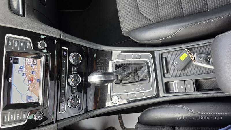Volkswagen Golf 7 1.4 TGI HI-LINE DSG