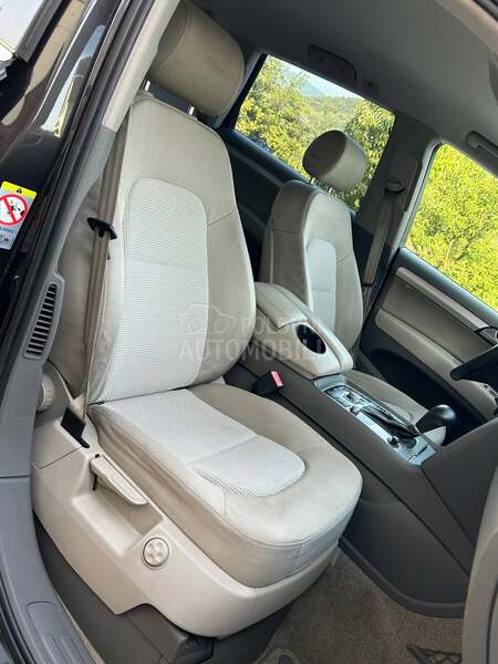 Audi Q7 3.0 TDI/OPRUGE/F1