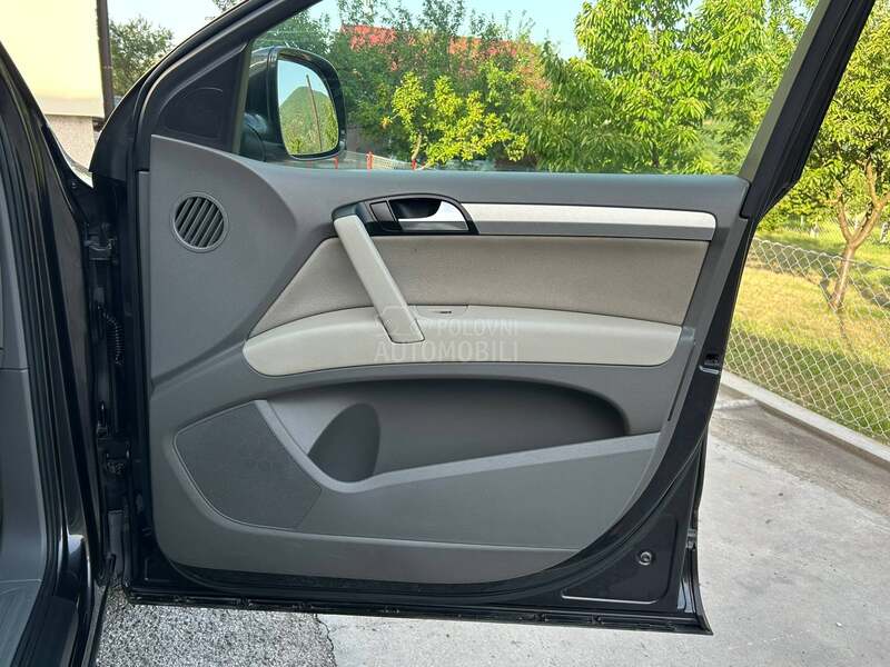 Audi Q7 3.0 TDI/OPRUGE/F1