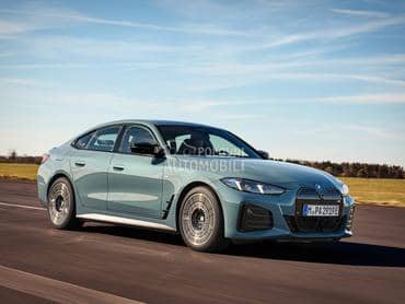 BMW i4 24-25 god -  kompletan auto u delovima