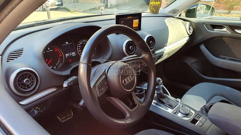 Audi A3 TDI/STRONIC/MATRIX