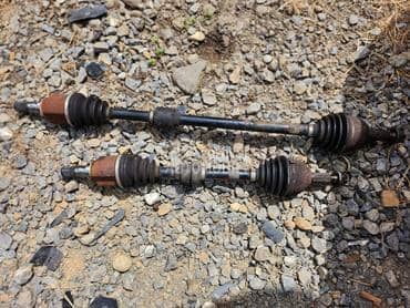 poluosovine za Nissan Note od 2004. do 2012. god.