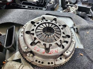 set kvacila za Nissan Note od 2004. do 2012. god.