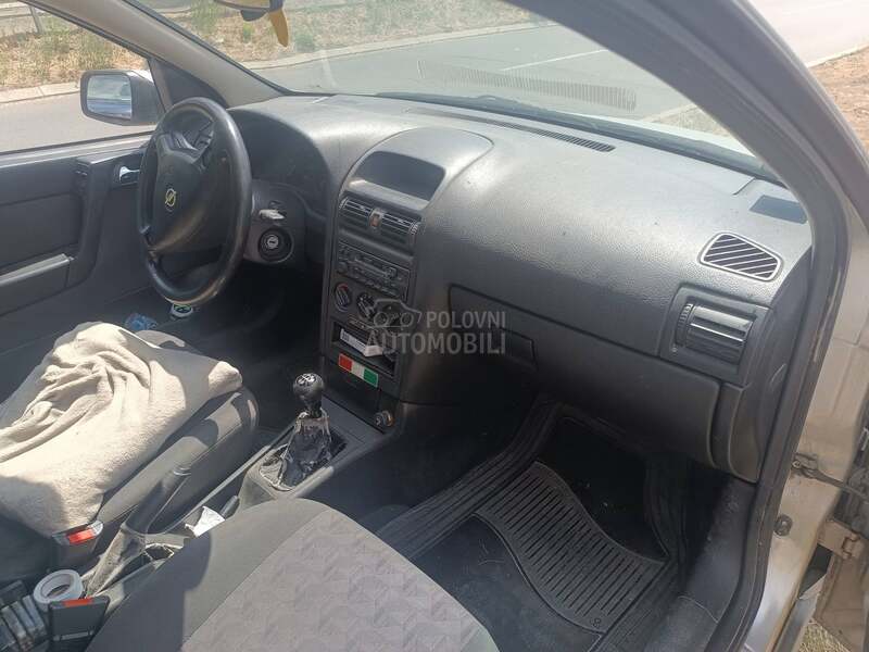 Opel Astra G 