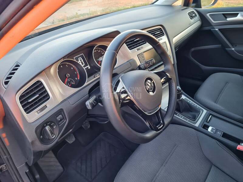 Volkswagen Golf 7 1,2 TSI