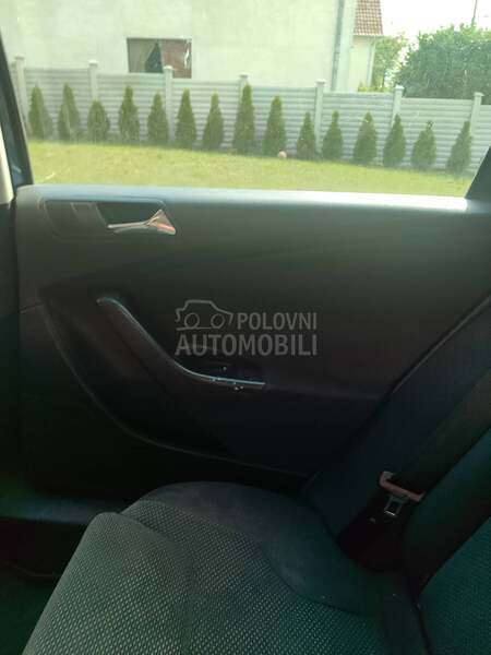 Volkswagen Passat B6 2.0 TDI 8V