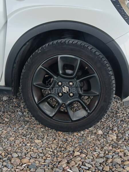 Suzuki Ignis 1.2 GL 2WD