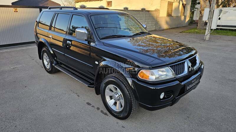 Mitsubishi Pajero Sport 3.0 V6 aut/koza