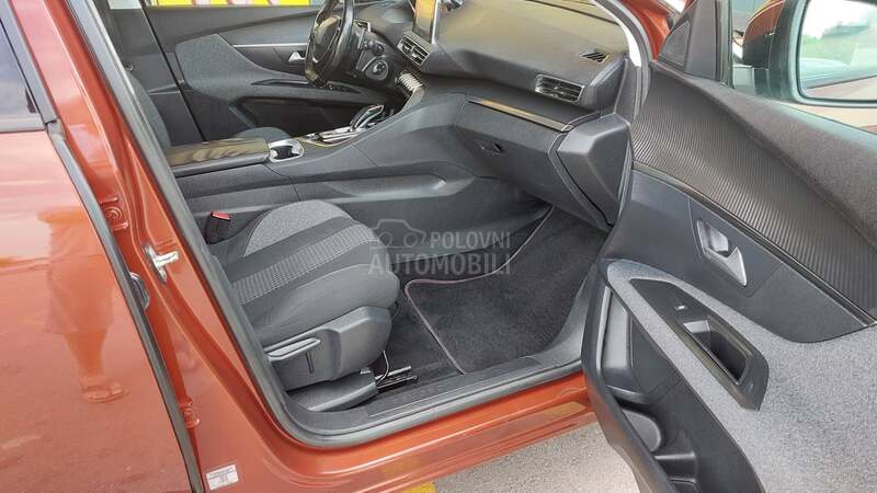 Peugeot 3008 1.6 HDI AUT