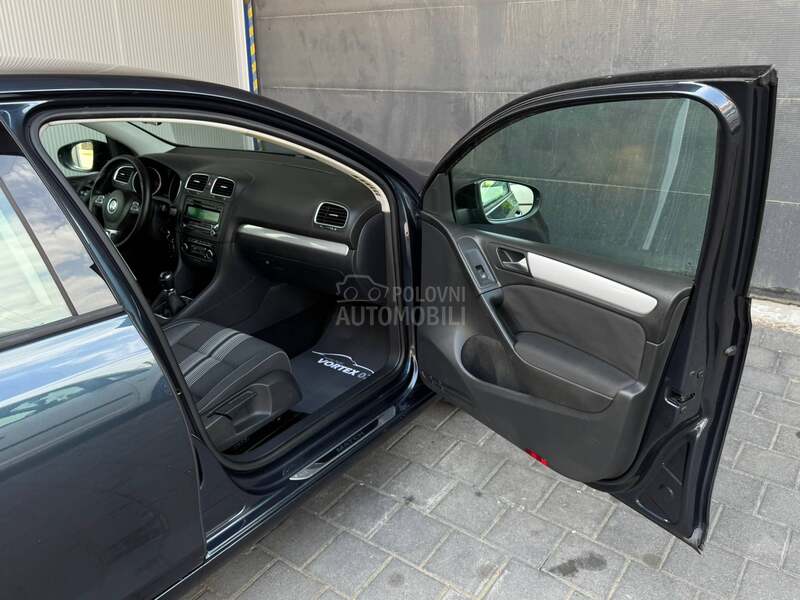 Volkswagen Golf 6 1.6 TDI MATCH