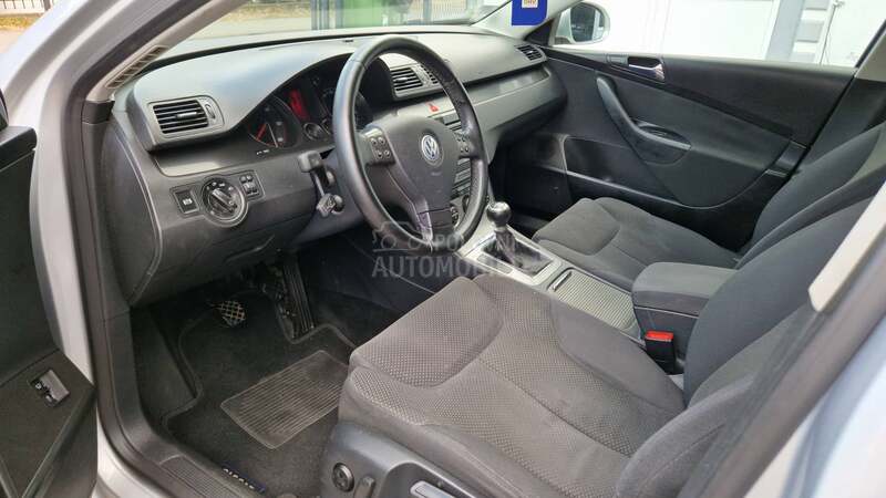 Volkswagen Passat B6 hajlajn