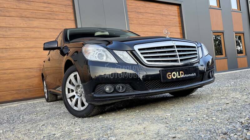Mercedes Benz E 200 2.1 AUT ELEGANCE