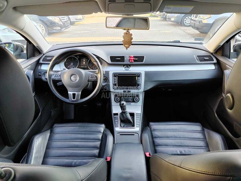 Volkswagen Passat B7 1.6tdi Highline