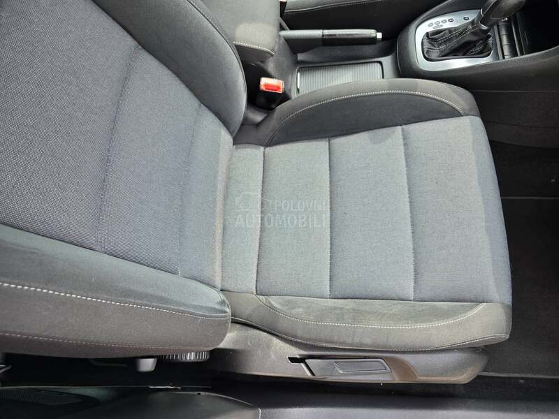 Volkswagen Golf 6 1.2B//STYLE/D-S-G/