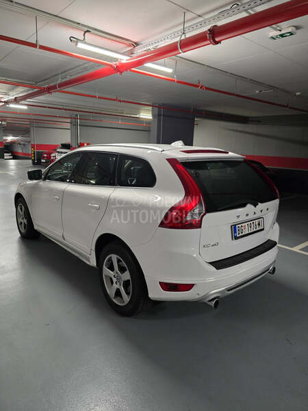 Volvo XC60 2.4 D5 AWD R-Design