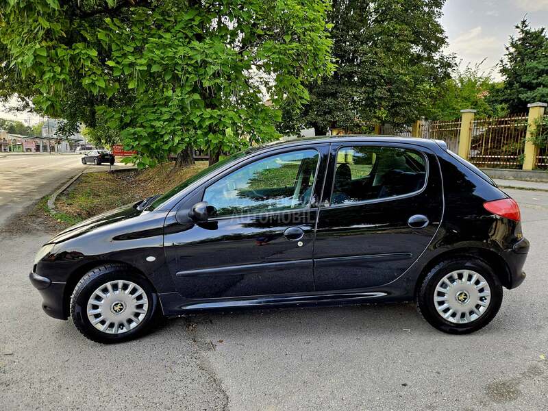 Peugeot 206 2.0 HDI LUTKICAA