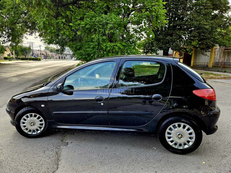 Peugeot 206 2.0 HDI LUTKICAA