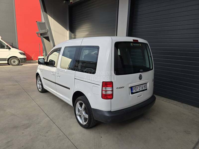 Volkswagen Caddy 1.6 TDI PUTNICKI