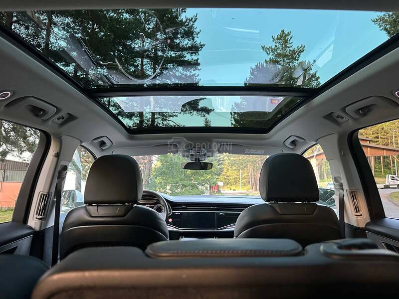 Audi Q7 55 TFSI e S Line