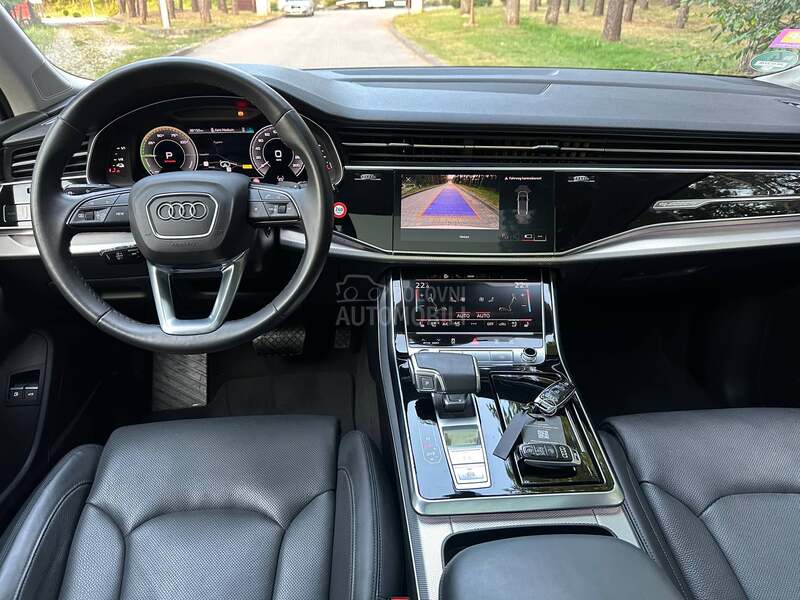 Audi Q7 55 TFSI e S Line