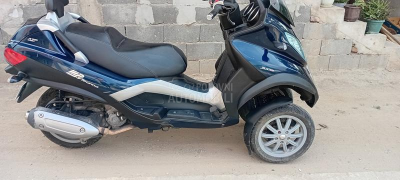 Piaggio mp3 b kategorija AKCIJA