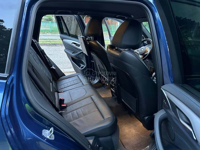 BMW X3 M40i