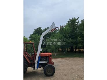 Prednji utovarivac imt558