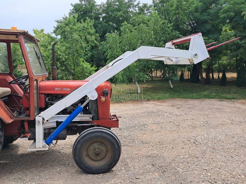 Prednji utovarivac imt558