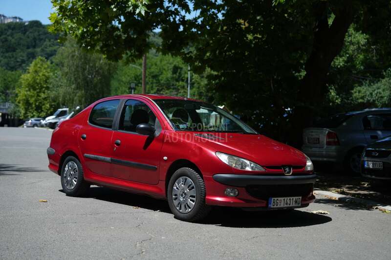 Peugeot 206 sedan