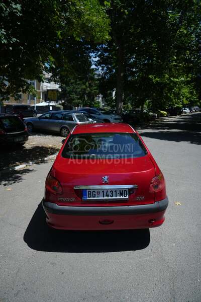 Peugeot 206 sedan