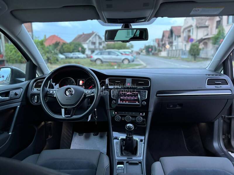 Volkswagen Golf 7 