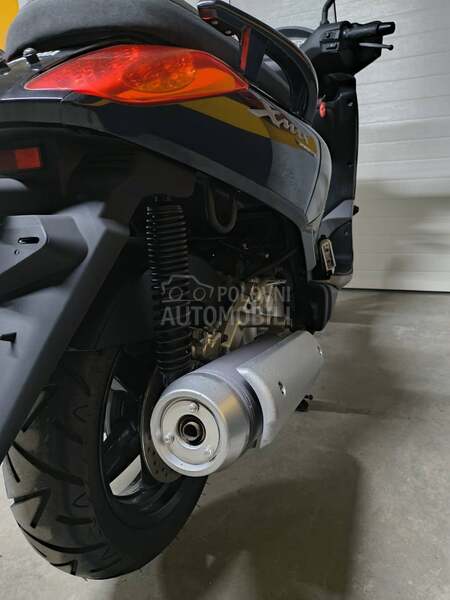 Yamaha Xmax 250 X max